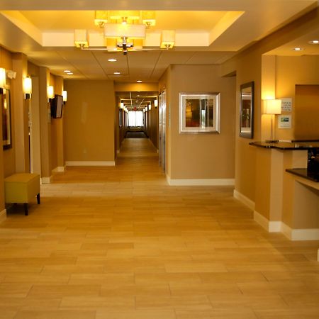 Holiday Inn Express & Suites Marion Northeast By Ihg Экстерьер фото