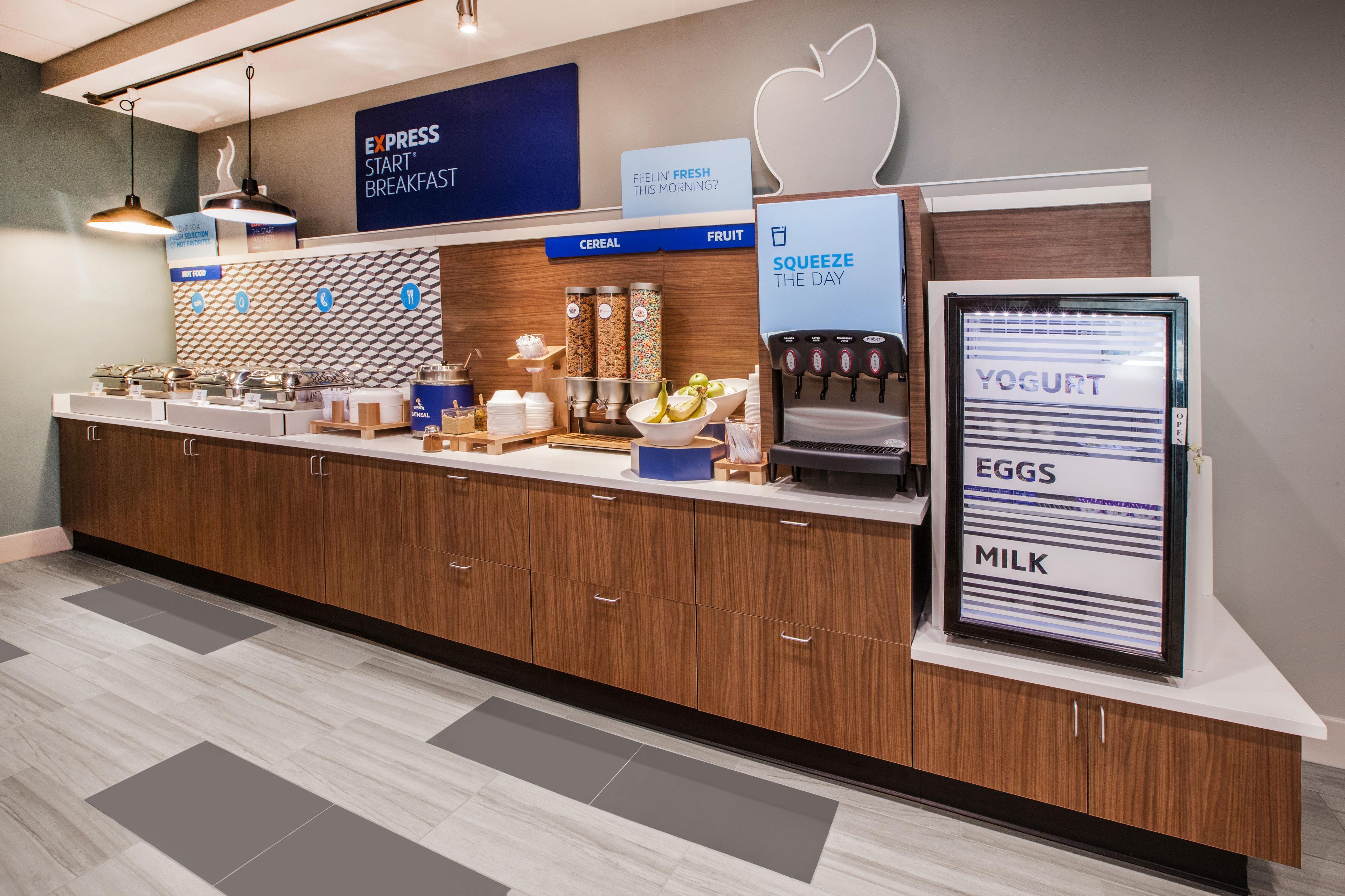 Holiday Inn Express & Suites Marion Northeast By Ihg Экстерьер фото