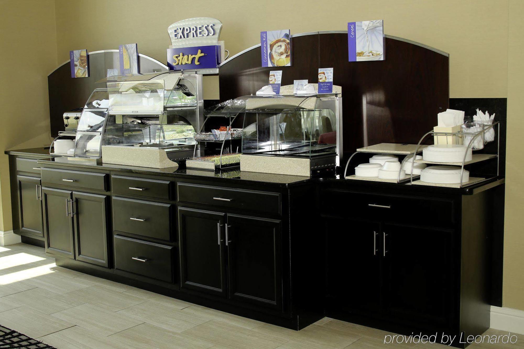 Holiday Inn Express & Suites Marion Northeast By Ihg Экстерьер фото